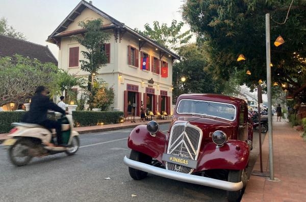 Laos: Echoes of Serenity