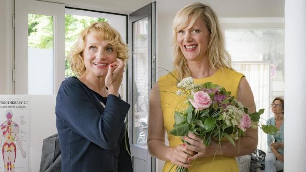 Eltern allein zu Haus: Frau Busche