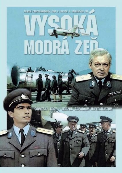 Vysoká modrá zeď