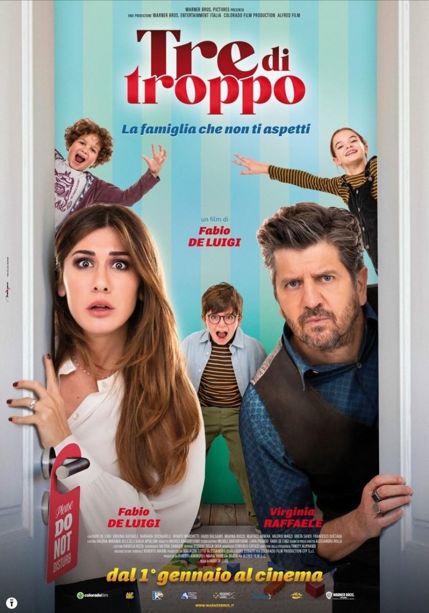 Film Troje previše