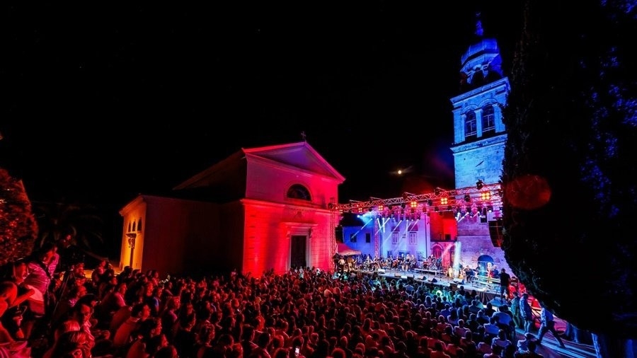 Autorska večer Vinka Barčota "Kad mi dođeš ti", 30. srpnja 2024. Vela Luka