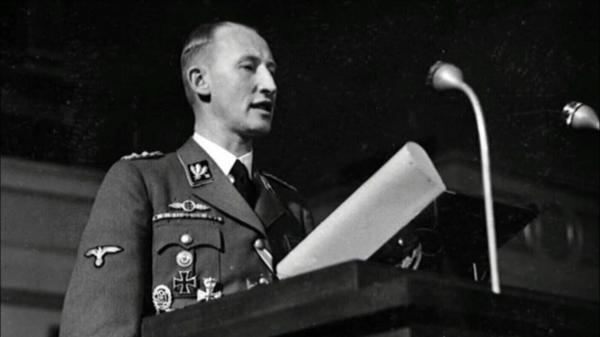 Heydrich a 74 žien