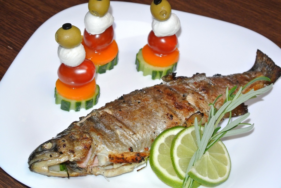 Dokument Kuchyně milovníků ryb - Lehce připravitelné rybí pokrmy
