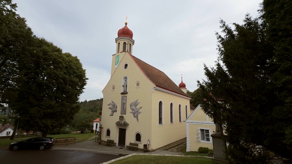 Документ Hluboké Mašůvky, kostel Navštívení Panny Marie