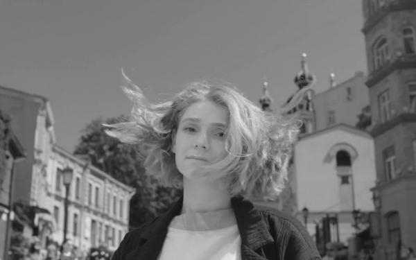 Ми є. Ми поруч