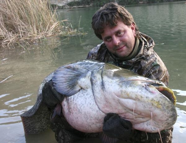 Carp Zoom - Bašta lovu sumců a přívlač