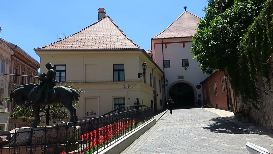Dokumentarci Zagrebačka Gospa od Kamenitih vrata