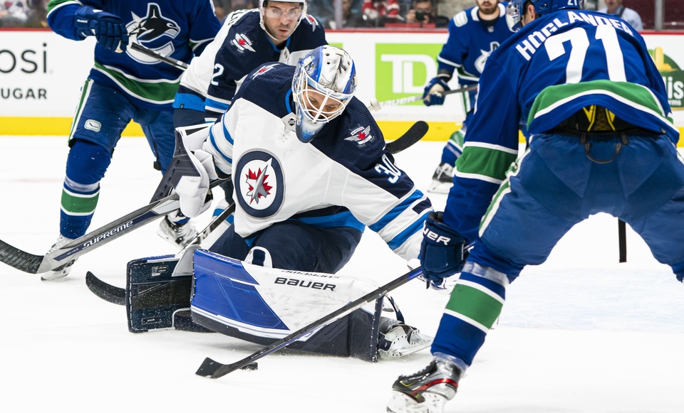 Vancouver Canucks - Winnipeg Jets