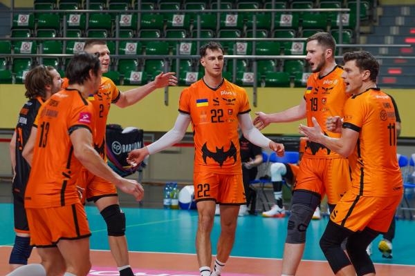 Волейбол. Суперліга. Чоловіки. Епіцентр-Подоляни - МХП Ладижин. Пряма трансляція