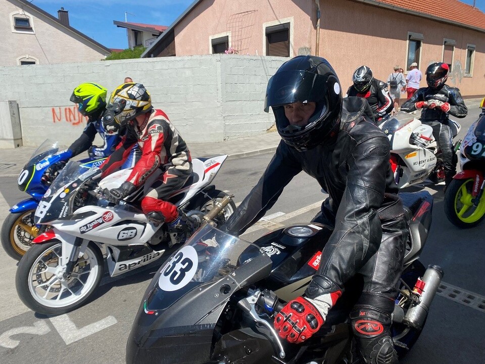 The best motorcycling online