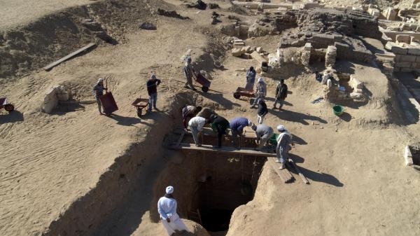 Grobowce Egiptu: Imhotep, twórca piramid