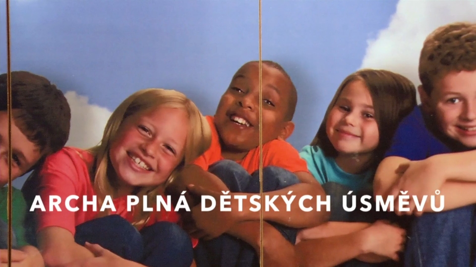 Dokument Archa plná dětských úsměvů