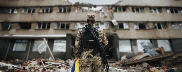 Громадяни на війні. Жінки на війні