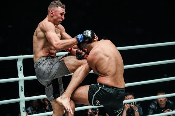 Змішані єдиноборства. ARARAT World Fighting Championship