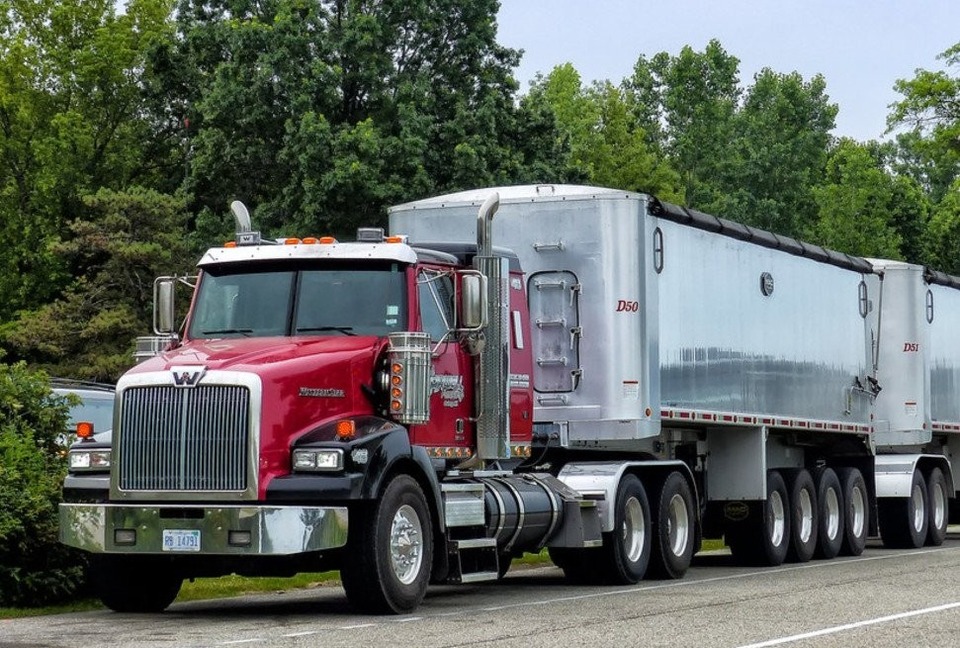TRUCK COUNTRY 2024