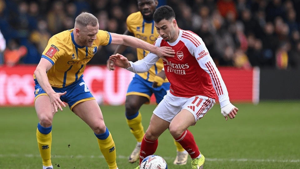 Mansfield Town - Arsenal FC