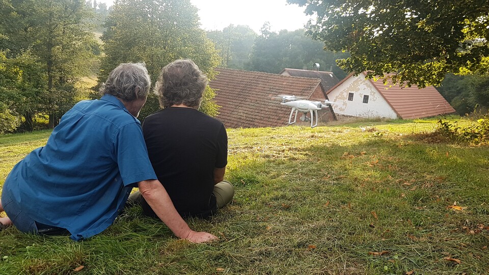 Dokument O&nbsp;milkování, lásce a&nbsp;zradě