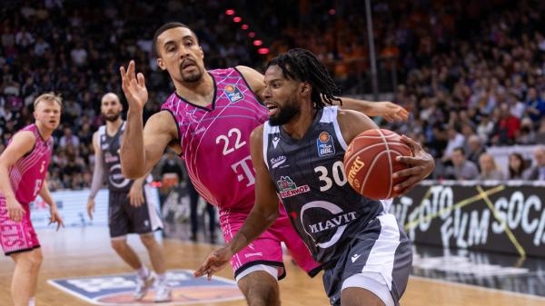 Telekom Baskets Bonn - RASTA Vechta