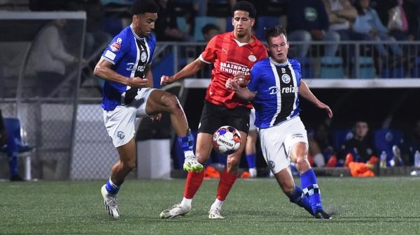 Den Bosch - PSV