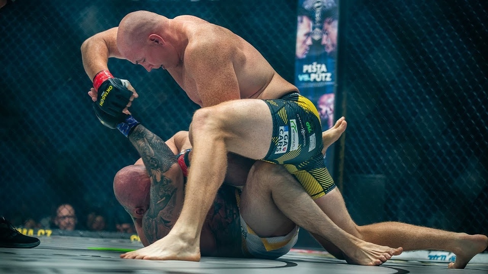KSW 111: De Fries vs. Vojčák