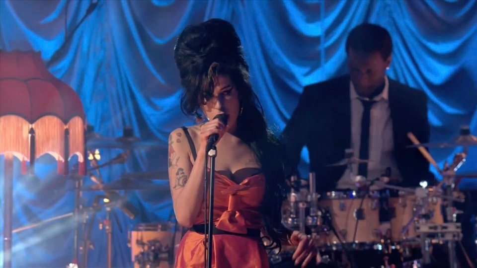 Amy Winehouse Live at the Porchester Hall