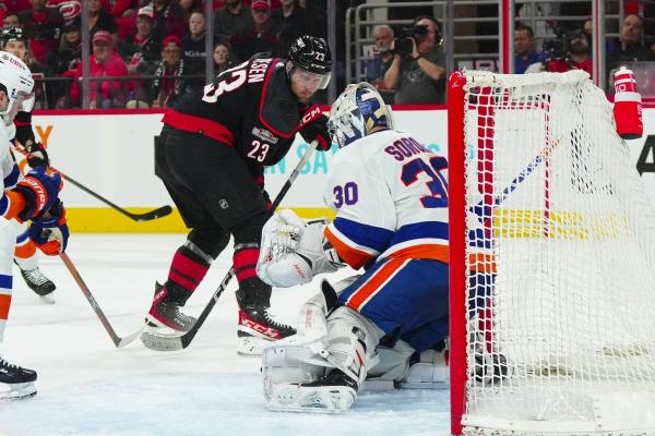 Carolina Hurricanes - New York Islanders