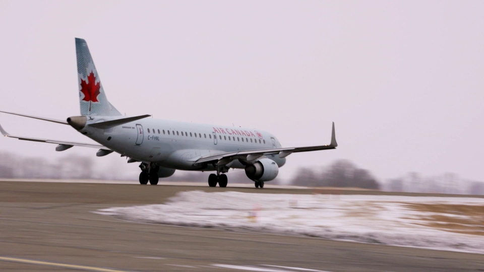 Документ Lotnisko: na skraju wytrzymałości