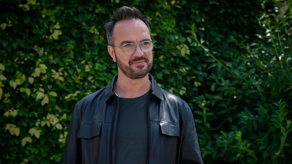 Seriál A&nbsp;côté de ses pompes