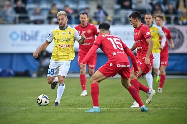 Ekstraklasa - 30. kolo