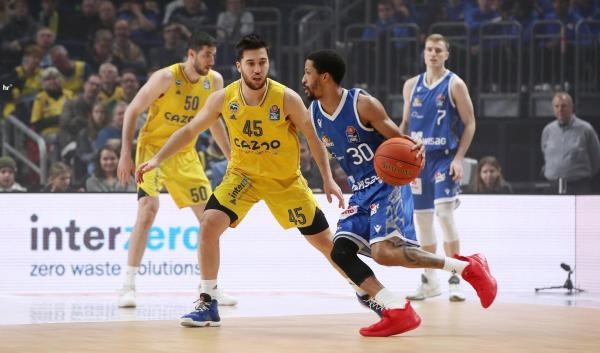 SKYLINERS - ALBA BERLIN