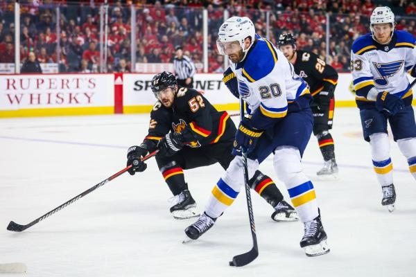 NHL: Calgary Flames - St. Louis Blues
