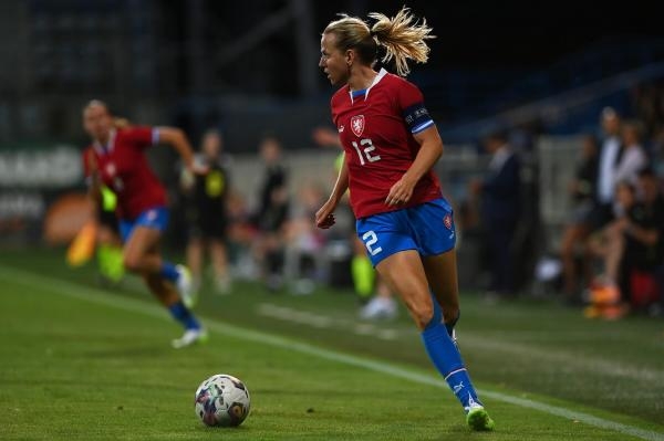 Fotbal: Island - Finsko