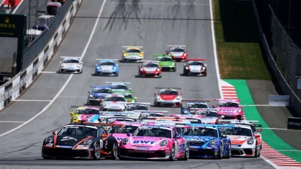Závody GT: Porsche Supercup na Silverstonu