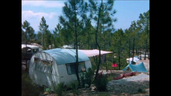 Le camping, un siecle de bonheur français