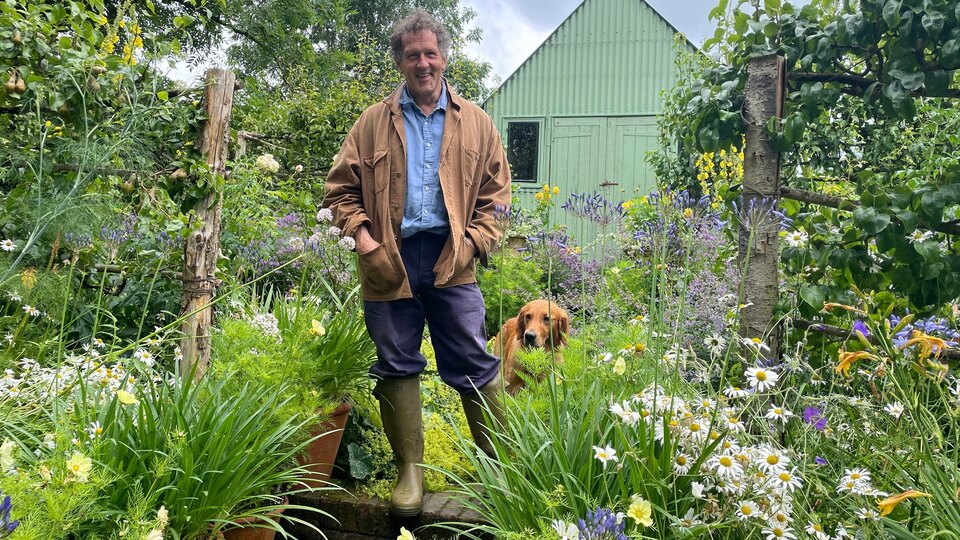 Documentary Monty Don: Britské rajské zahrady