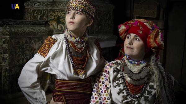Традиції. Прикраси в традиційному українському костюмі