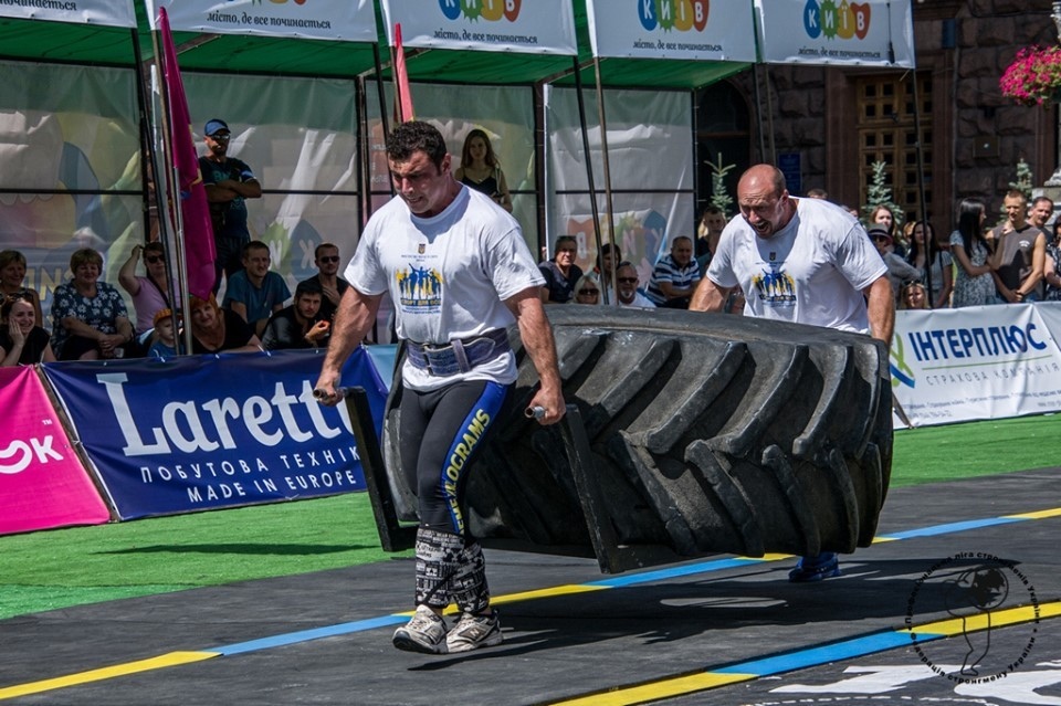 Strongmen. Kubok Yevropi. Pari. Latviya