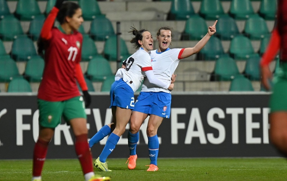 Foreign Liga národů žen online