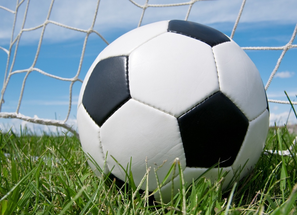 Malý futbal - Niké Superliga - Niké Superliga 2025 (3. kolo; skupina Západ): AK Real Coholics Bratislava - Papalalulu Bratislava