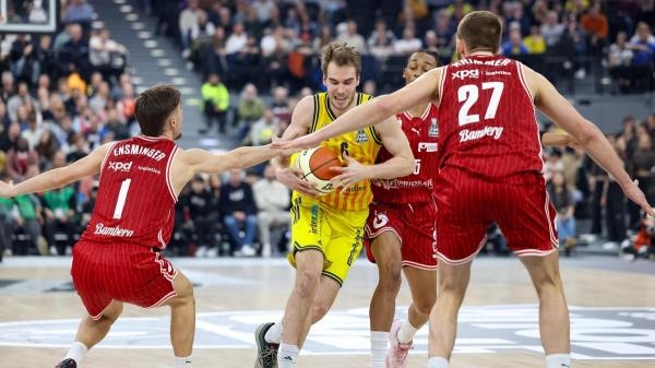 ALBA BERLIN - BMA365 Bamberg Baskets