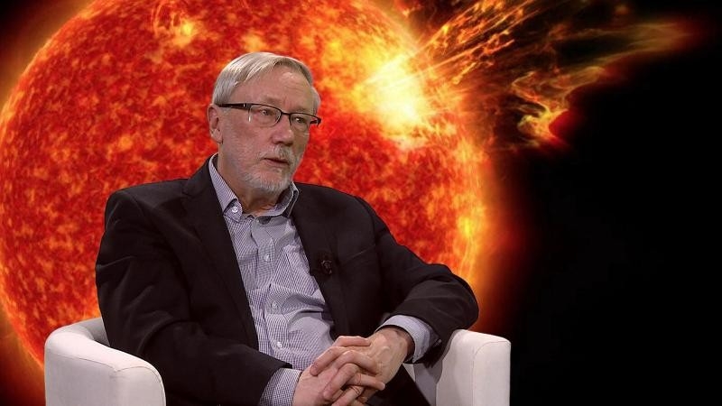 Dokument Hlubinami vesmíru s&nbsp;prof. Petrem Heinzelem, 2. díl