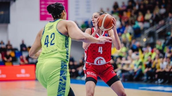 Basketbal: VBW Gdyně - ZVVZ USK Praha