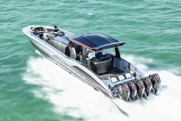 Powerboats: Mistrovství světa na Sardínii
