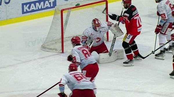 Hokej: Mountfield HK - HC Oceláři Třinec