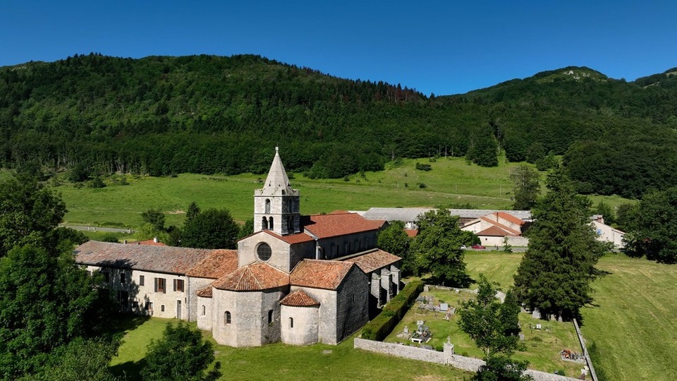 Dokument Drôme, Francie bez příkras