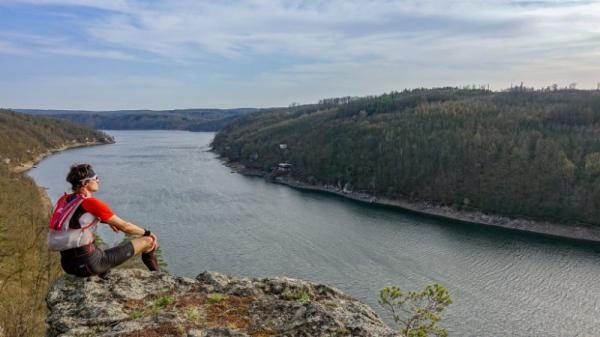 Outdoorová videa Štěpána Dvořáka - Běh 60 km: Okolo Vranovské přehrady