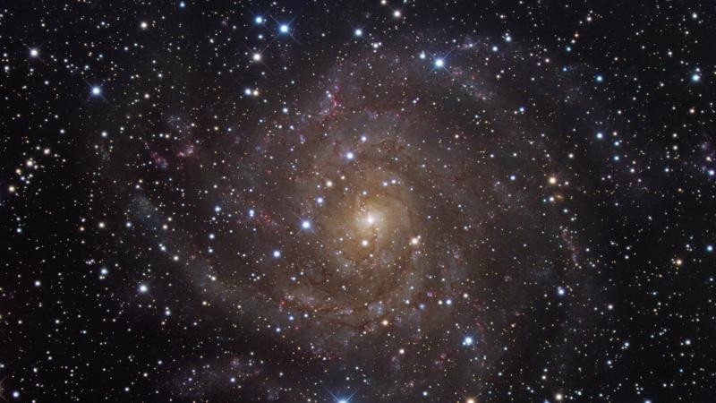 Hlubinami vesmíru s&nbsp;dr. Soňou Ehlerovou, galaxie a&nbsp;mezihvězdná hmota, 2. díl