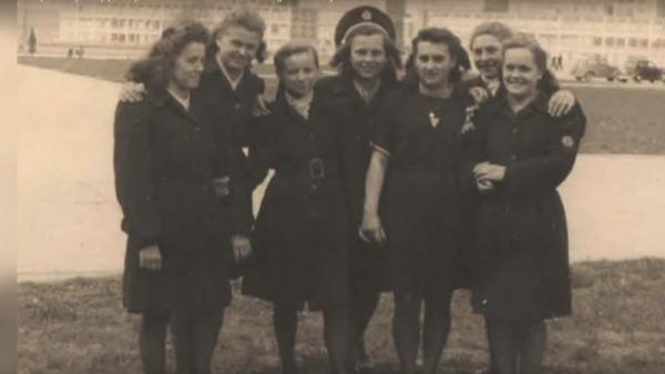 Absolventi: Anna Poláková