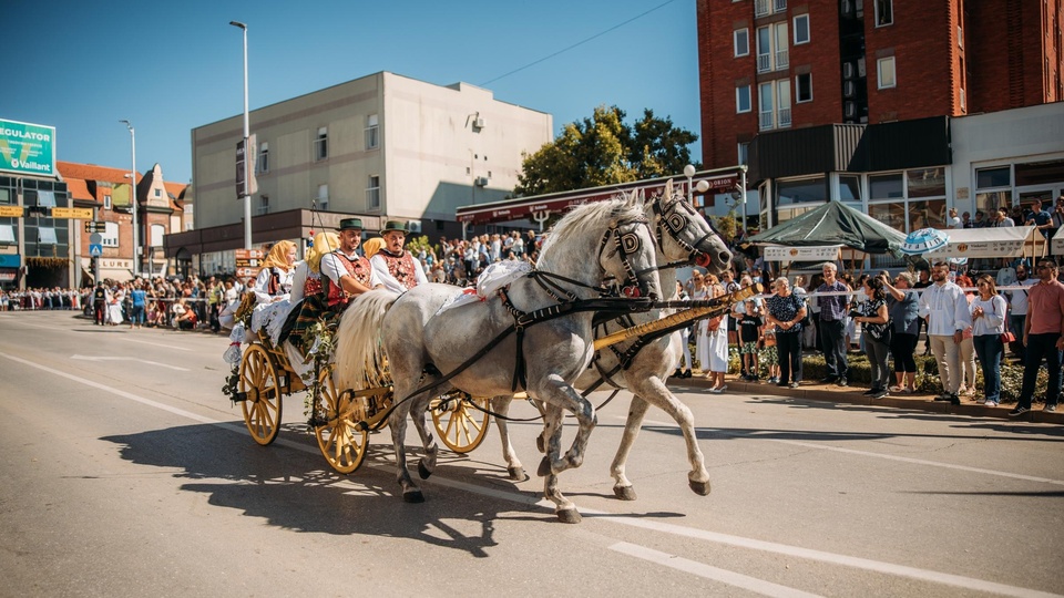 Svečano otvorenje 61. Vinkovačkih jeseni
