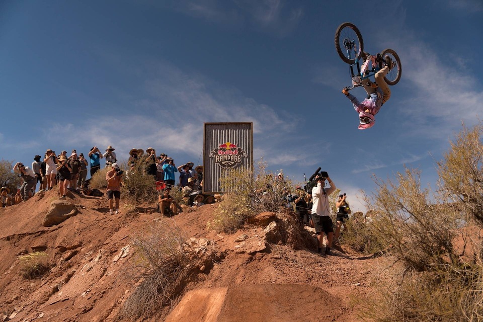 Making History: The Women of Freeride